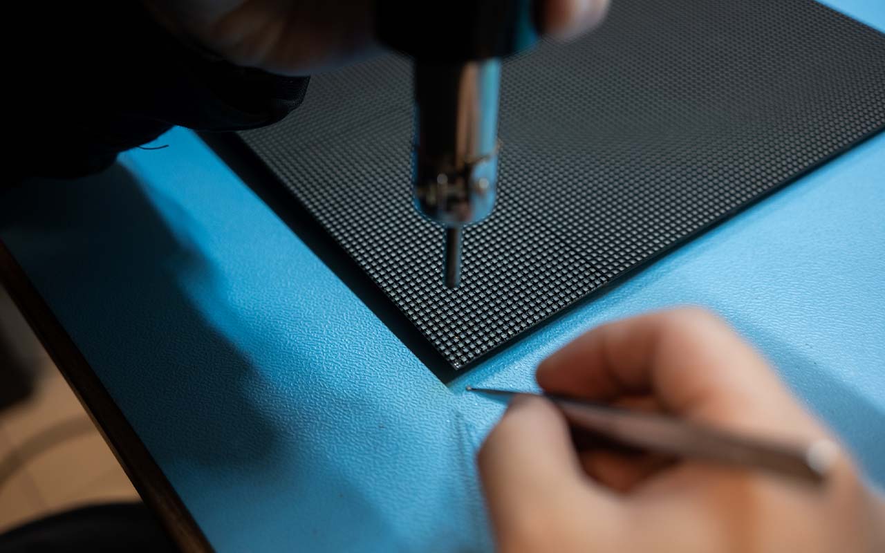 LED screen SMD pixel repair